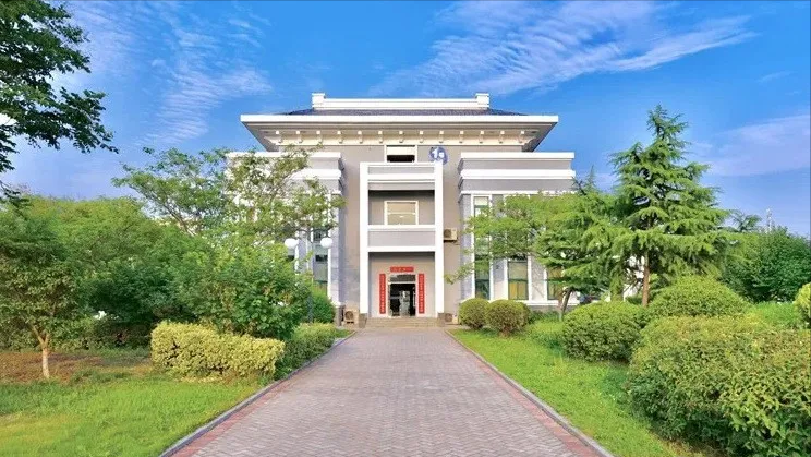 在校園里，你最想做的一件事是什么？